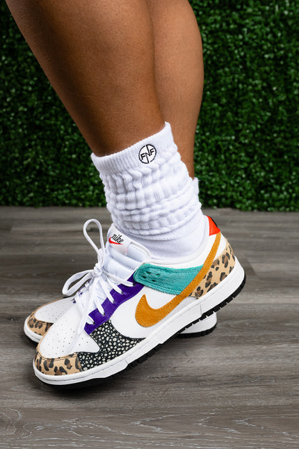 FITNFINE Slouch Socks- White